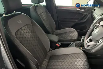 Volkswagen Tiguan R-Line Automatic Petrol Plug-In Hybrid SUV - Stock Number (1691207) - 22nd supplementary image