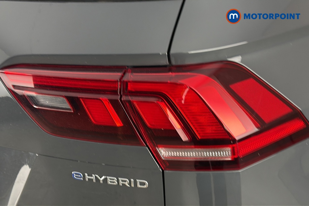 Volkswagen Tiguan R-Line Automatic Petrol Plug-In Hybrid SUV - Stock Number (1691207) - 36th supplementary image