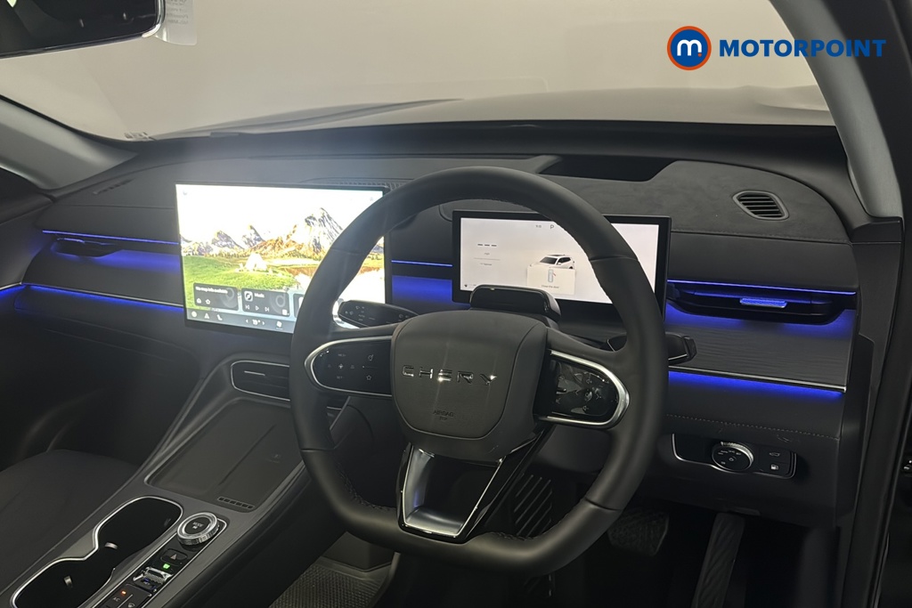 Chery Tiggo 8 Summit Automatic Petrol Plug-In Hybrid SUV - Stock Number (1691777) - 1st supplementary image