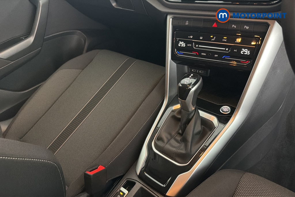 Volkswagen T-Roc Match Automatic Petrol SUV - Stock Number (1691869) - 15th supplementary image