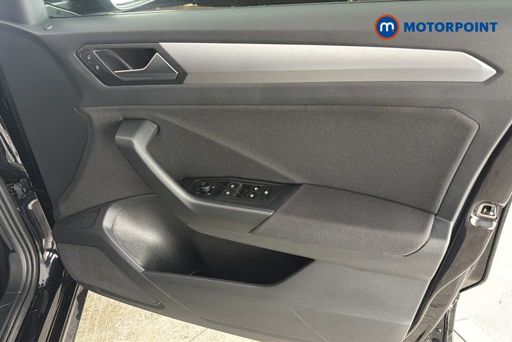 Volkswagen T-Roc Match Automatic Petrol SUV - Stock Number (1691869) - 18th supplementary image