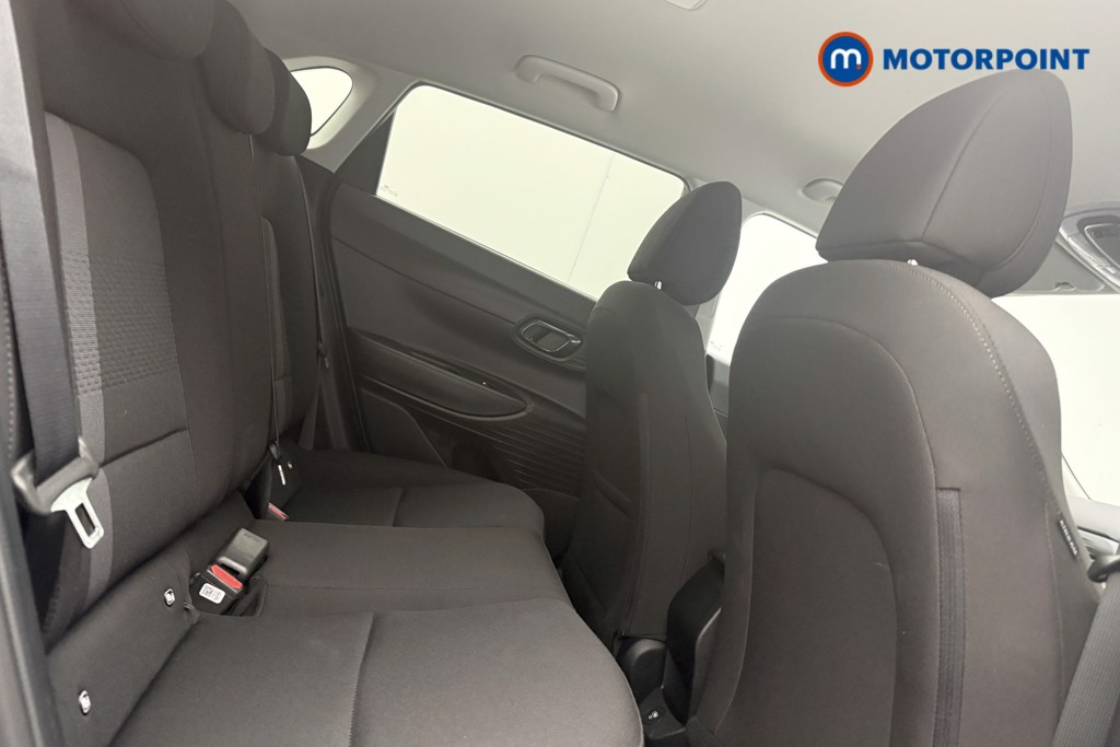 Hyundai I20 Premium Manual Petrol Hatchback - Stock Number (1691891) - 9th supplementary image
