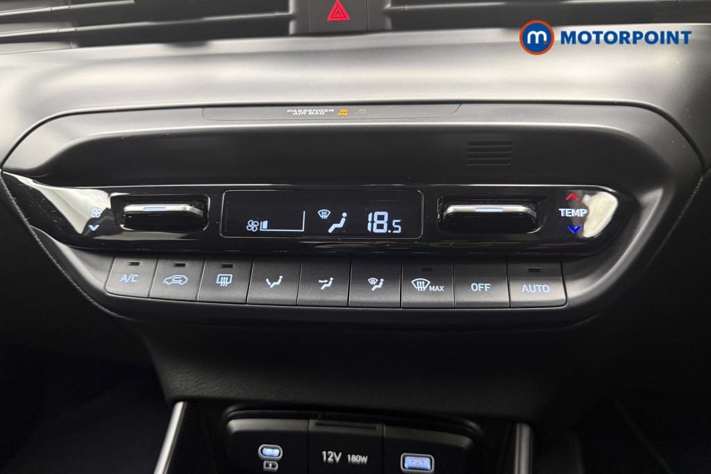 Hyundai I20 Premium Manual Petrol Hatchback - Stock Number (1691891) - 16th supplementary image