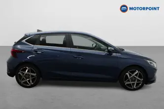 Hyundai I20 Premium Manual Petrol Hatchback - Stock Number (1691891) - Drivers side