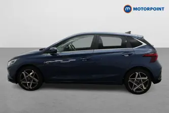 Hyundai I20 Premium Manual Petrol Hatchback - Stock Number (1691891) - Passenger side