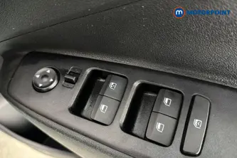 Hyundai I10 Advance Manual Petrol Hatchback - Stock Number (1692104) - 19th supplementary image