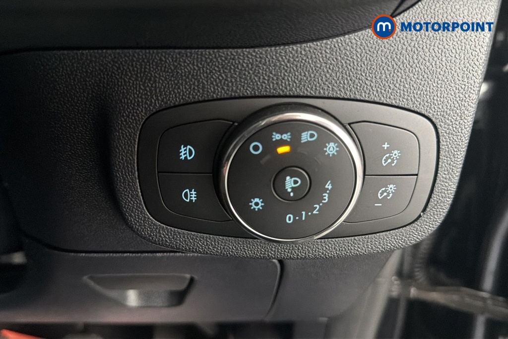 Ford Fiesta Titanium Manual Petrol Hatchback - Stock Number (1692649) - 11th supplementary image