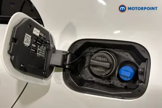 Mercedes-Benz CLA Amg Line Automatic Diesel Coupe - Stock Number (1692735) - 41st supplementary image
