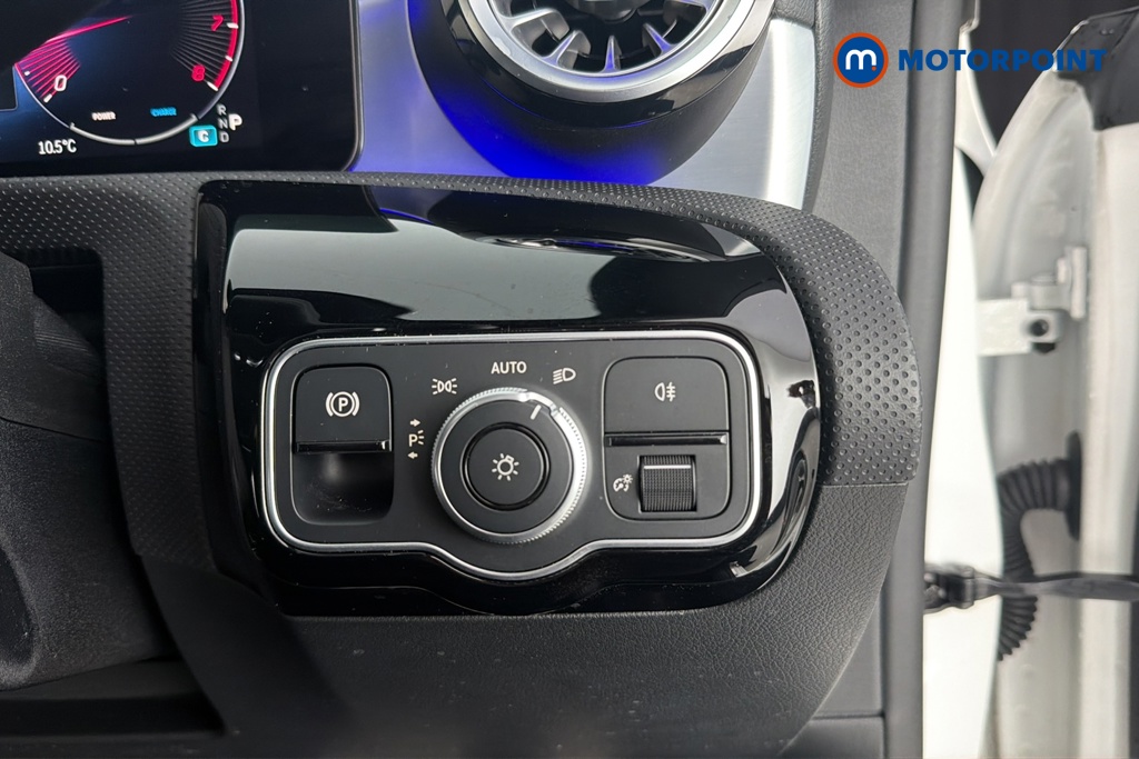 Mercedes-Benz CLA Amg Line Automatic Petrol Coupe - Stock Number (1692751) - 11th supplementary image