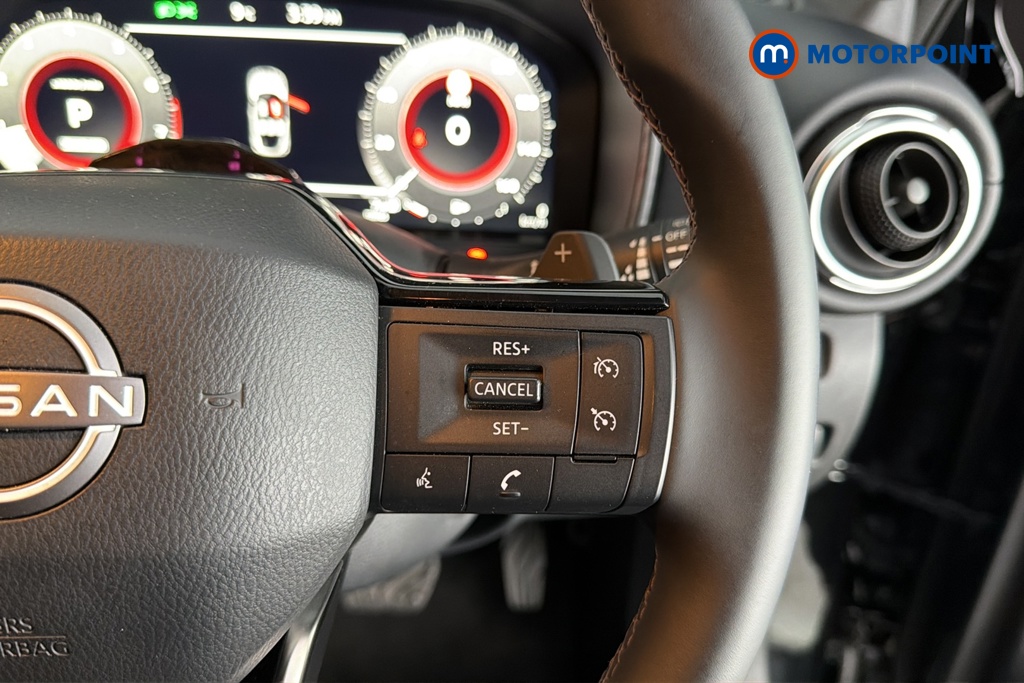 Nissan Juke Acenta Premium Automatic Petrol SUV - Stock Number (1692894) - 3rd supplementary image