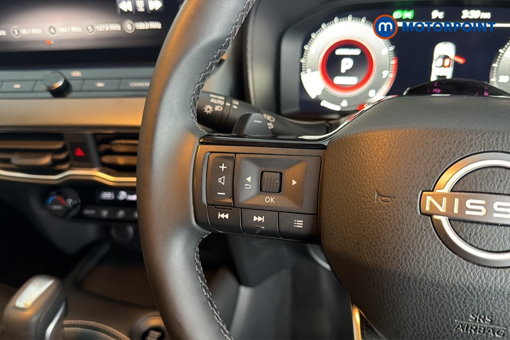 Nissan Juke Acenta Premium Automatic Petrol SUV - Stock Number (1692894) - 4th supplementary image