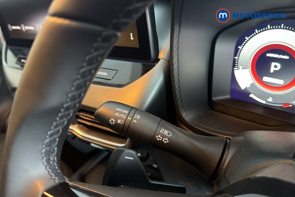 Nissan Juke Acenta Premium Automatic Petrol SUV - Stock Number (1692894) - 5th supplementary image
