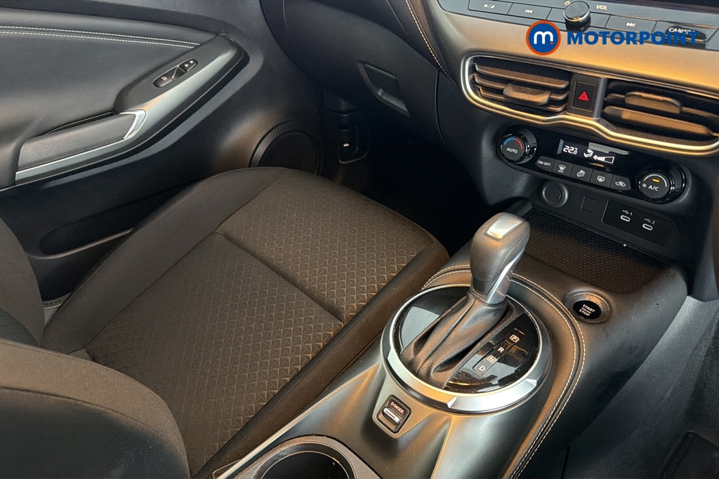 Nissan Juke Acenta Premium Automatic Petrol SUV - Stock Number (1692894) - 15th supplementary image