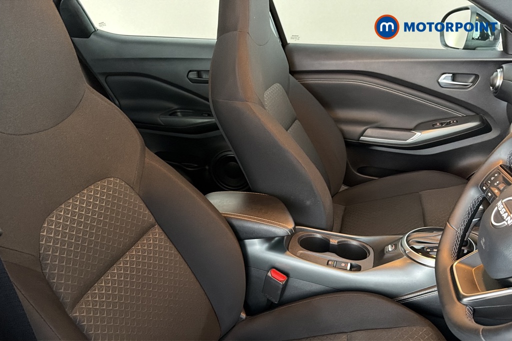 Nissan Juke Acenta Premium Automatic Petrol SUV - Stock Number (1692894) - 22nd supplementary image