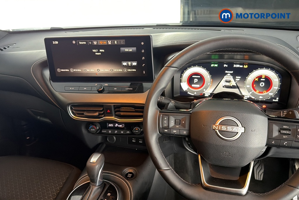 Nissan Juke Acenta Premium Automatic Petrol SUV - Stock Number (1692894) - 1st supplementary image