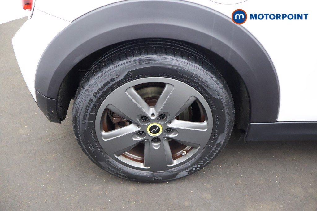 Mini Hatchback Cooper S Level 1 Automatic Electric Hatchback - Stock Number (1692904) - 3rd supplementary image