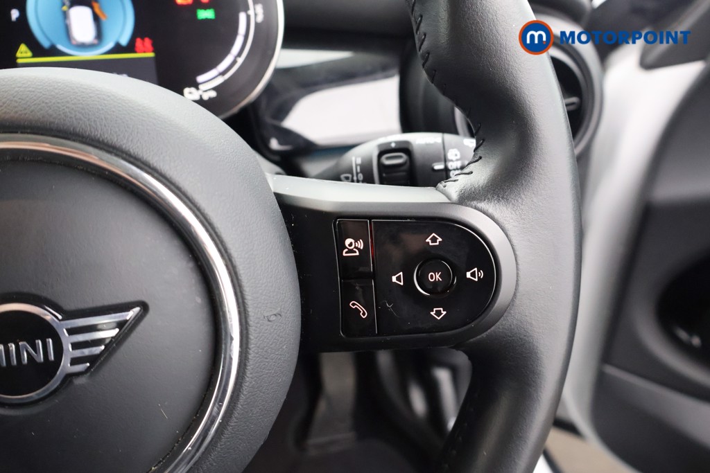 Mini Hatchback Cooper S Level 1 Automatic Electric Hatchback - Stock Number (1692904) - 7th supplementary image