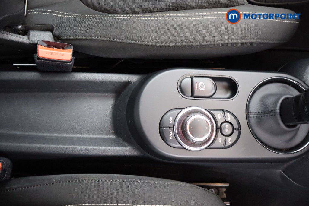 Mini Hatchback Cooper S Level 1 Automatic Electric Hatchback - Stock Number (1692904) - 14th supplementary image