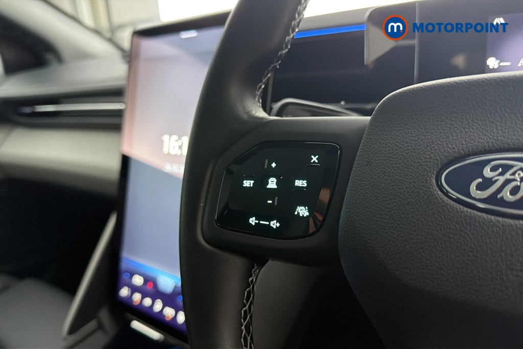 Ford Explorer Premium Automatic Electric SUV - Stock Number (1693193) - 4th supplementary image