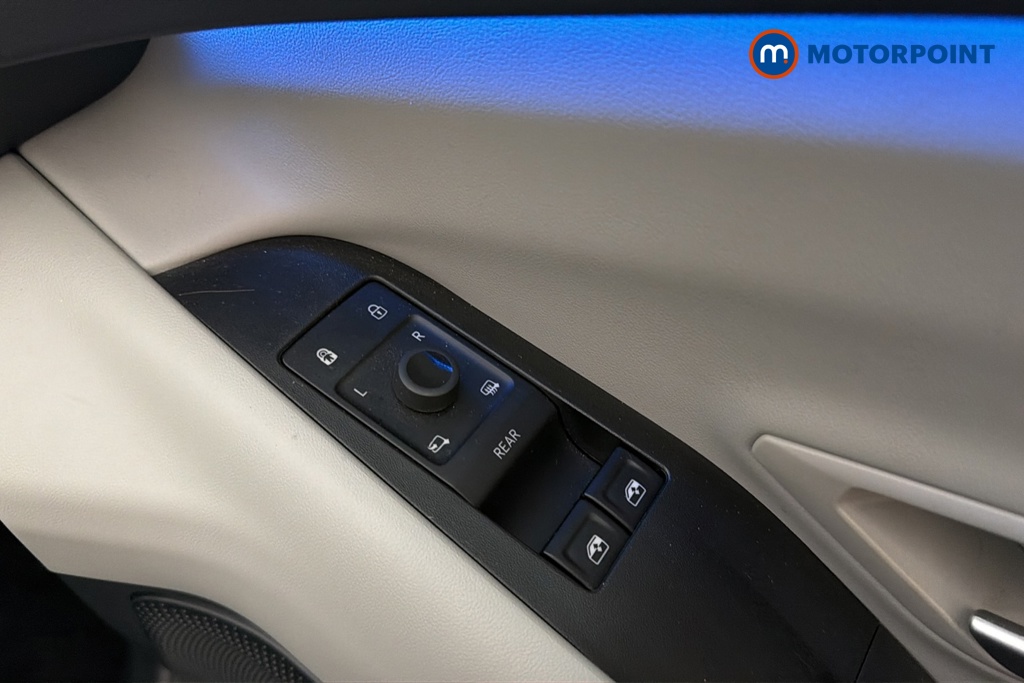 Ford Explorer Premium Automatic Electric SUV - Stock Number (1693193) - 19th supplementary image