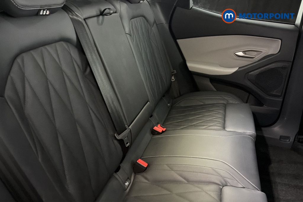 Ford Explorer Premium Automatic Electric SUV - Stock Number (1693193) - 25th supplementary image