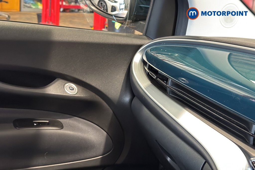Fiat 500 Icon Automatic Electric Hatchback - Stock Number (1679630) - 993rd supplementary image