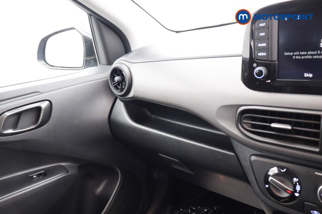 Hyundai I10 Advance Automatic Petrol Hatchback - Stock Number (1682641) - 9th supplementary image