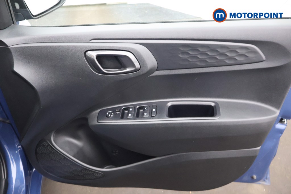 Hyundai I10 Advance Automatic Petrol Hatchback - Stock Number (1682641) - 11th supplementary image