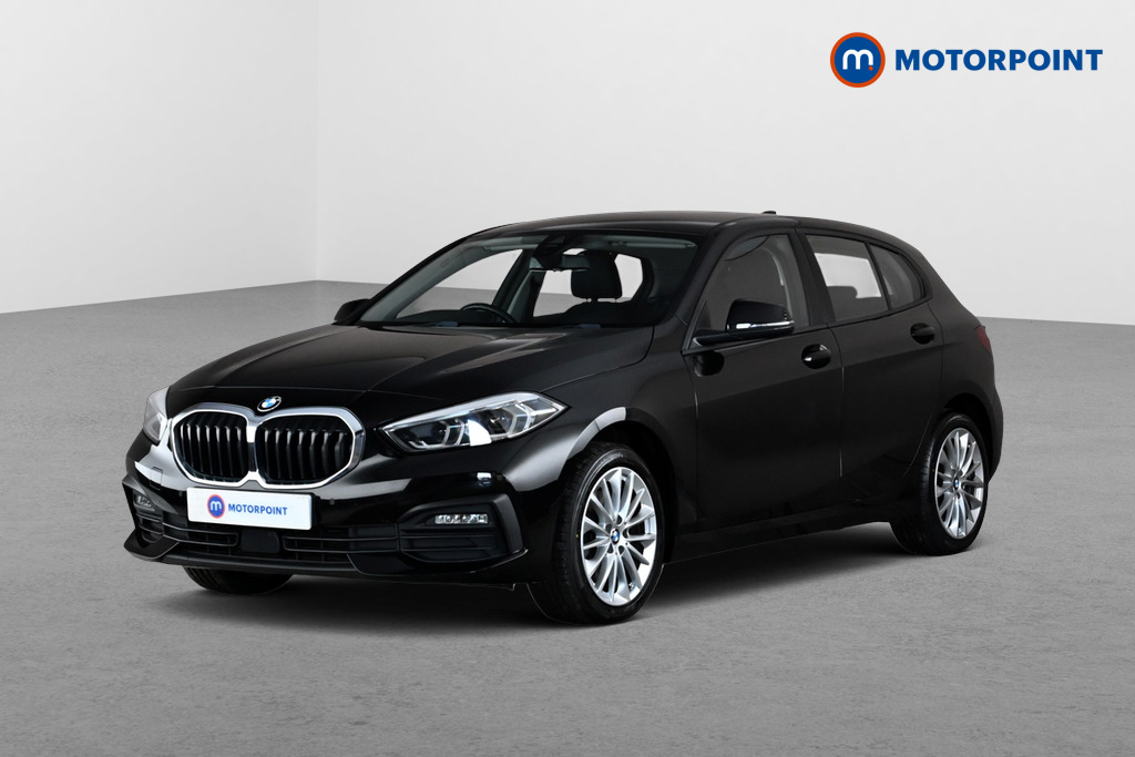 BMW 1 Series SE Manual Diesel Hatchback - Stock Number (1682881) - Passenger side front corner