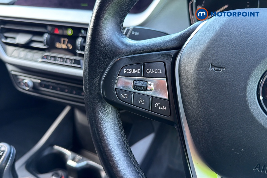 BMW 1 Series SE Manual Diesel Hatchback - Stock Number (1682881) - 4th supplementary image