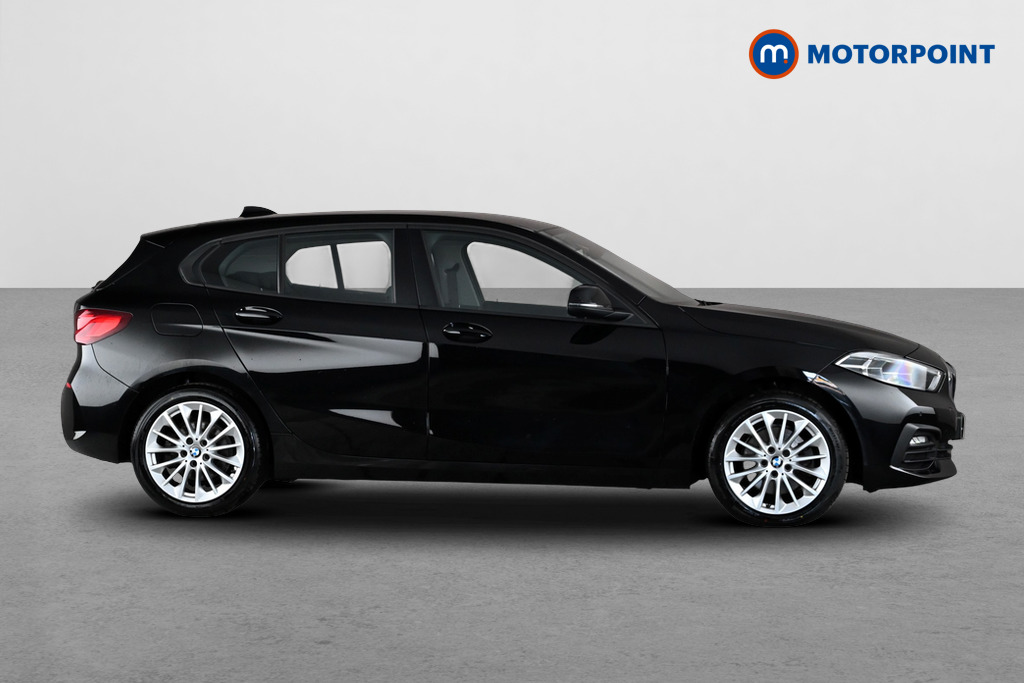 BMW 1 Series SE Manual Diesel Hatchback - Stock Number (1682881) - Passenger side