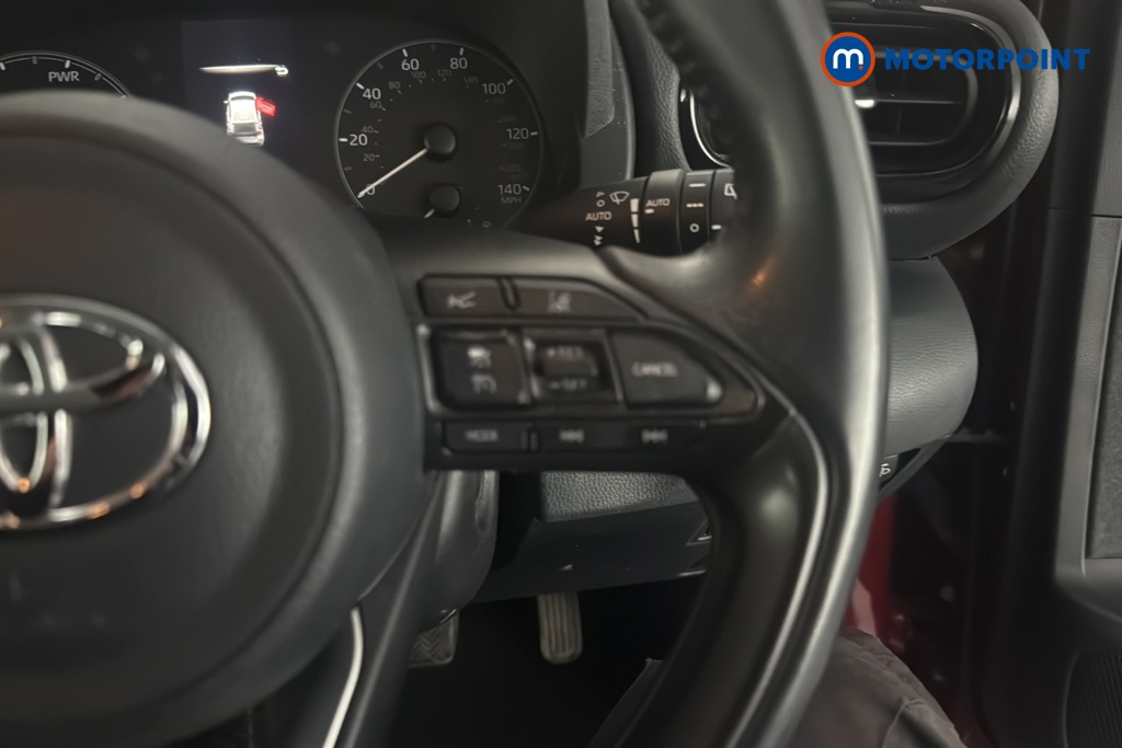 Toyota Yaris Icon Automatic Petrol-Electric Hybrid Hatchback - Stock Number (1684578) - 3rd supplementary image
