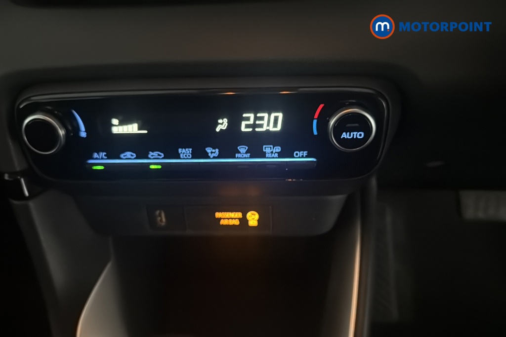 Toyota Yaris Icon Automatic Petrol-Electric Hybrid Hatchback - Stock Number (1684578) - 12th supplementary image