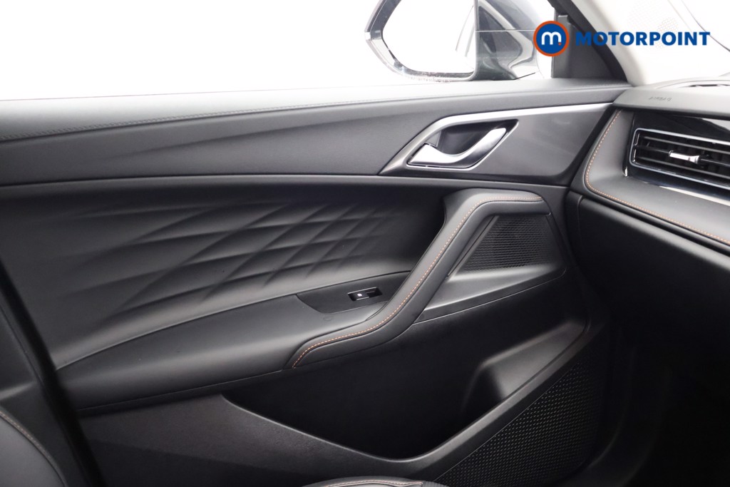 Mg Motor Uk HS Trophy Automatic Petrol-Electric Hybrid SUV - Stock Number (1686188) - 10th supplementary image