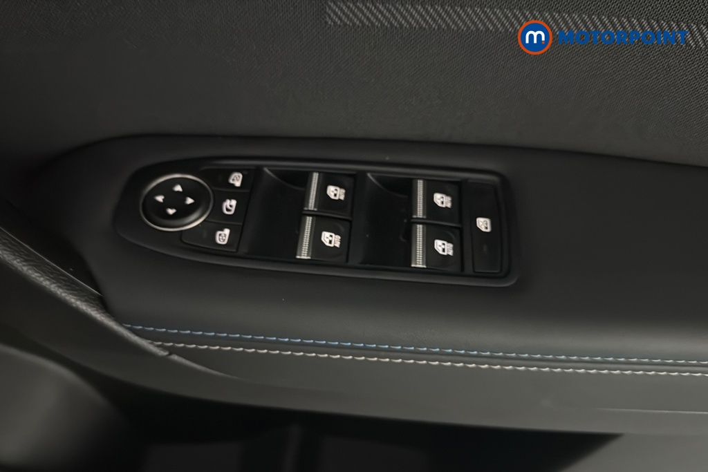 Renault Symbioz Iconic Esprit Alpine Automatic Petrol-Electric Hybrid SUV - Stock Number (1686462) - 19th supplementary image