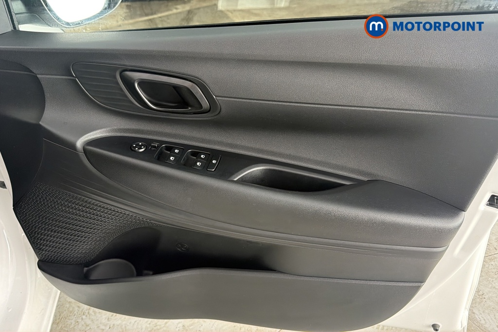 Hyundai I20 Black Line Manual Petrol Hatchback - Stock Number (1686539) - 18th supplementary image