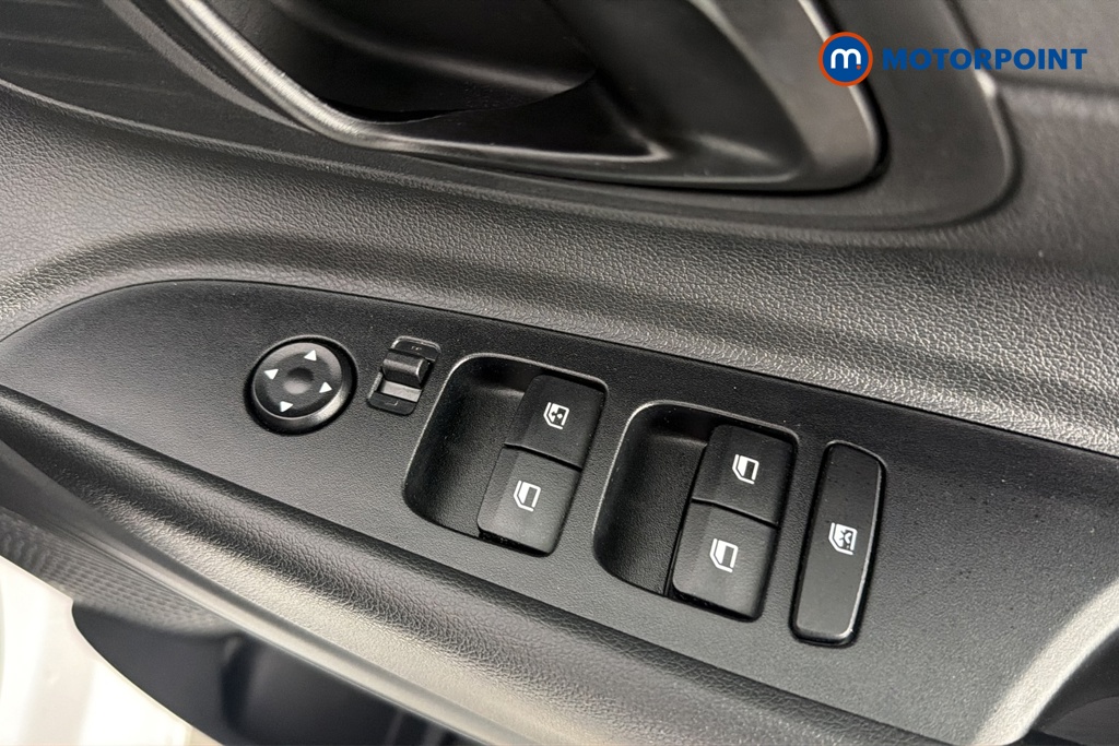 Hyundai I20 Black Line Manual Petrol Hatchback - Stock Number (1686539) - 19th supplementary image