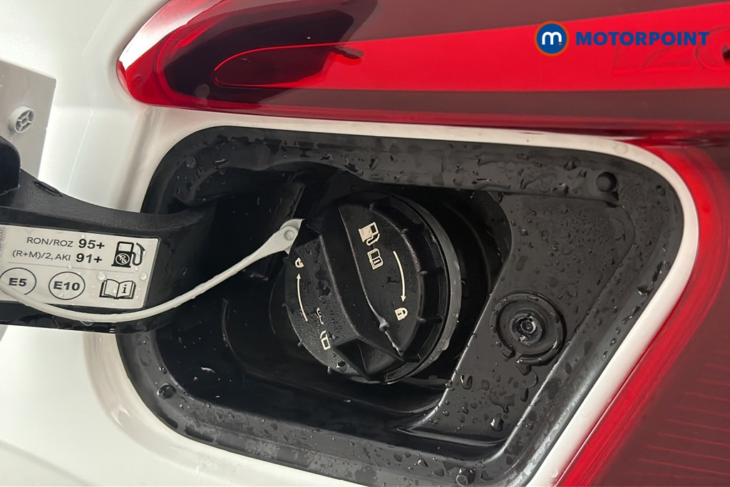 Hyundai I20 Black Line Manual Petrol Hatchback - Stock Number (1686539) - 41st supplementary image