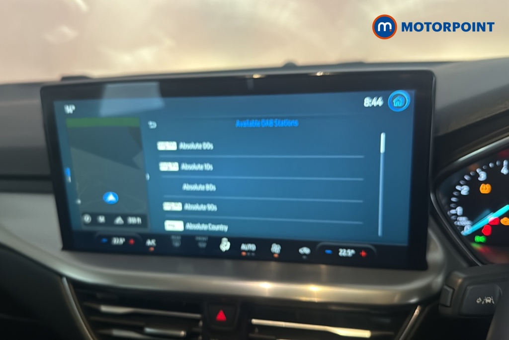 Ford Focus Titanium Automatic Petrol Hatchback - Stock Number (1686633) - 8th supplementary image