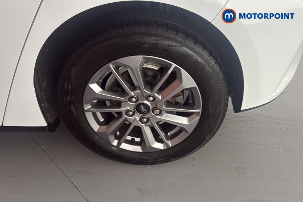 Ford Focus Titanium Automatic Petrol Hatchback - Stock Number (1686633) - 45th supplementary image