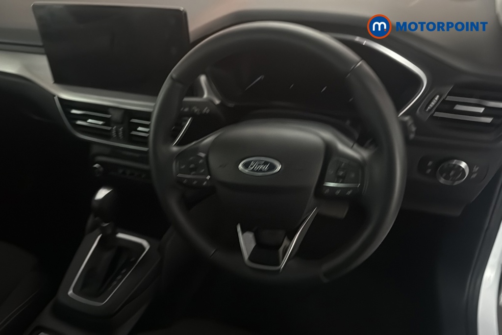 Ford Focus Titanium Automatic Petrol Hatchback - Stock Number (1686633) - 1st supplementary image