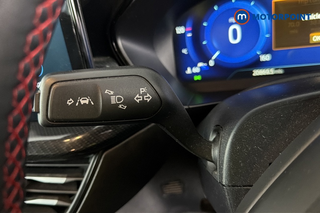Ford Focus St-Line X Manual Petrol Hatchback - Stock Number (1686638) - 5th supplementary image