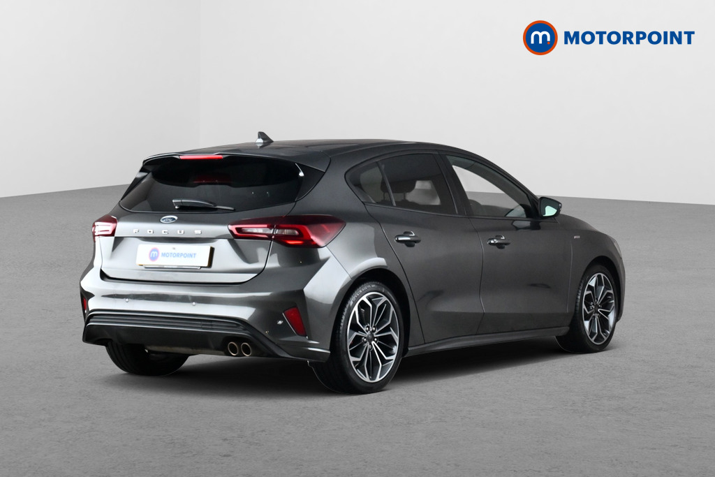 Ford Focus St-Line X Manual Petrol Hatchback - Stock Number (1686638) - Passenger side rear corner