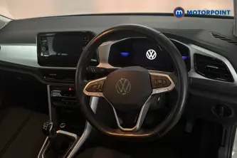 Volkswagen T-Roc Life Manual Petrol SUV - Stock Number (1687967) - 2nd supplementary image
