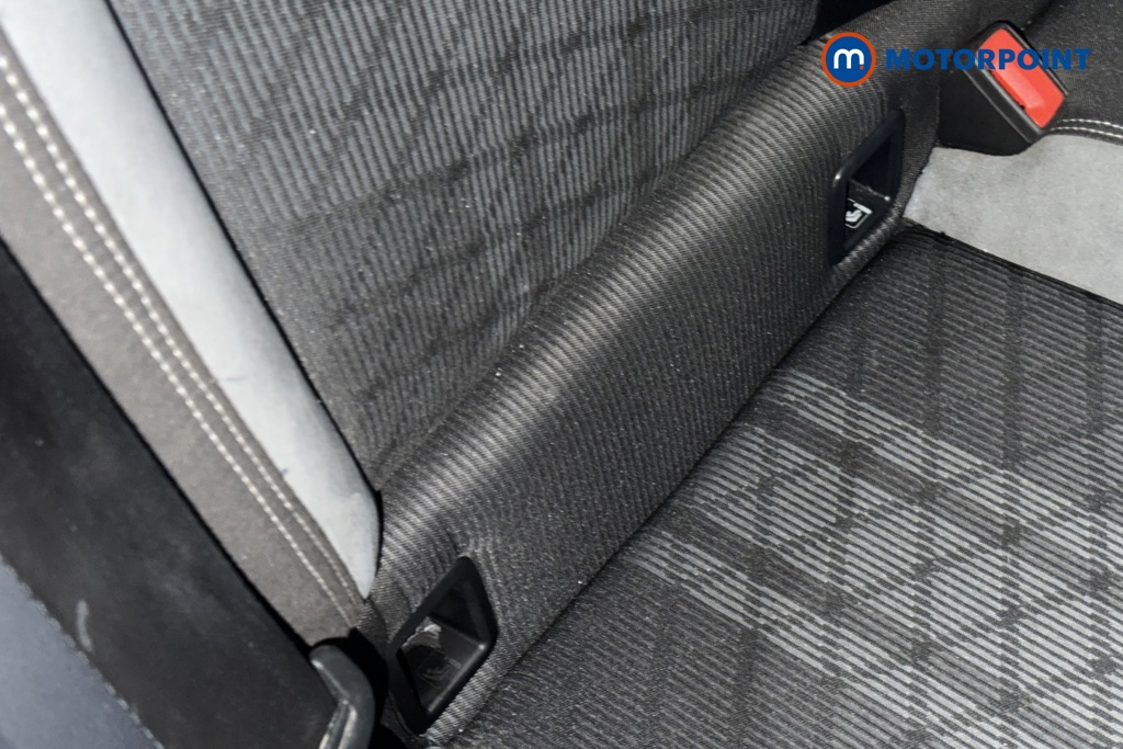 Volkswagen Taigo R-Line Automatic Petrol SUV - Stock Number (1689120) - 993rd supplementary image