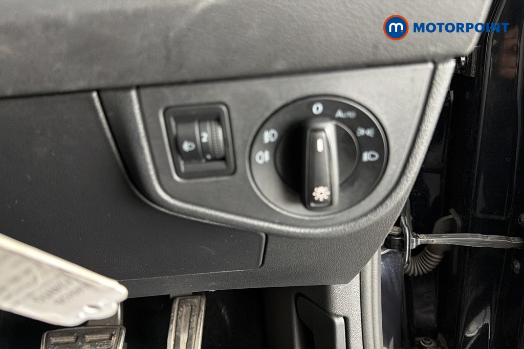 Volkswagen Taigo R-Line Automatic Petrol SUV - Stock Number (1689120) - 11th supplementary image