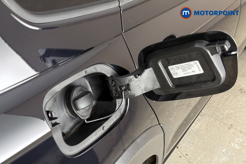 Volkswagen Taigo R-Line Automatic Petrol SUV - Stock Number (1689120) - 41st supplementary image