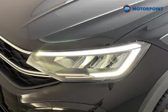 Volkswagen Taigo R-Line Automatic Petrol SUV - Stock Number (1689120) - 42nd supplementary image