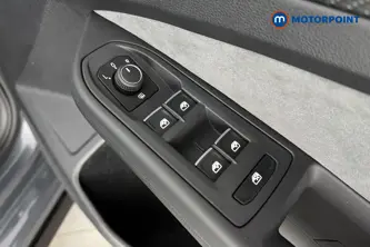 Volkswagen Golf R-Line Manual Petrol Hatchback - Stock Number (1689448) - 19th supplementary image