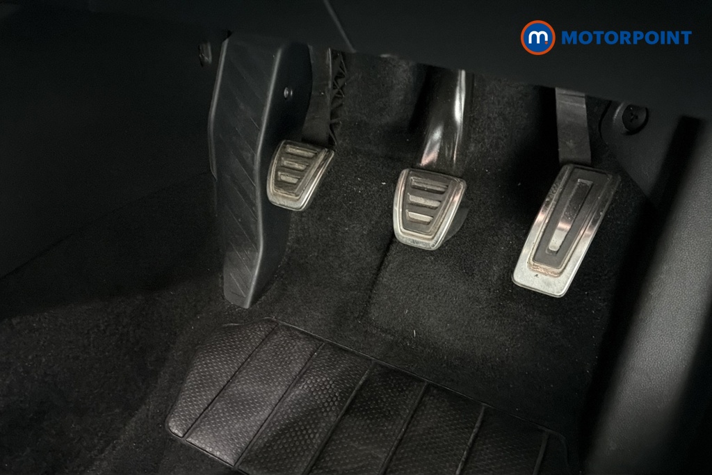 Volkswagen Golf R-Line Manual Petrol Hatchback - Stock Number (1689448) - 24th supplementary image